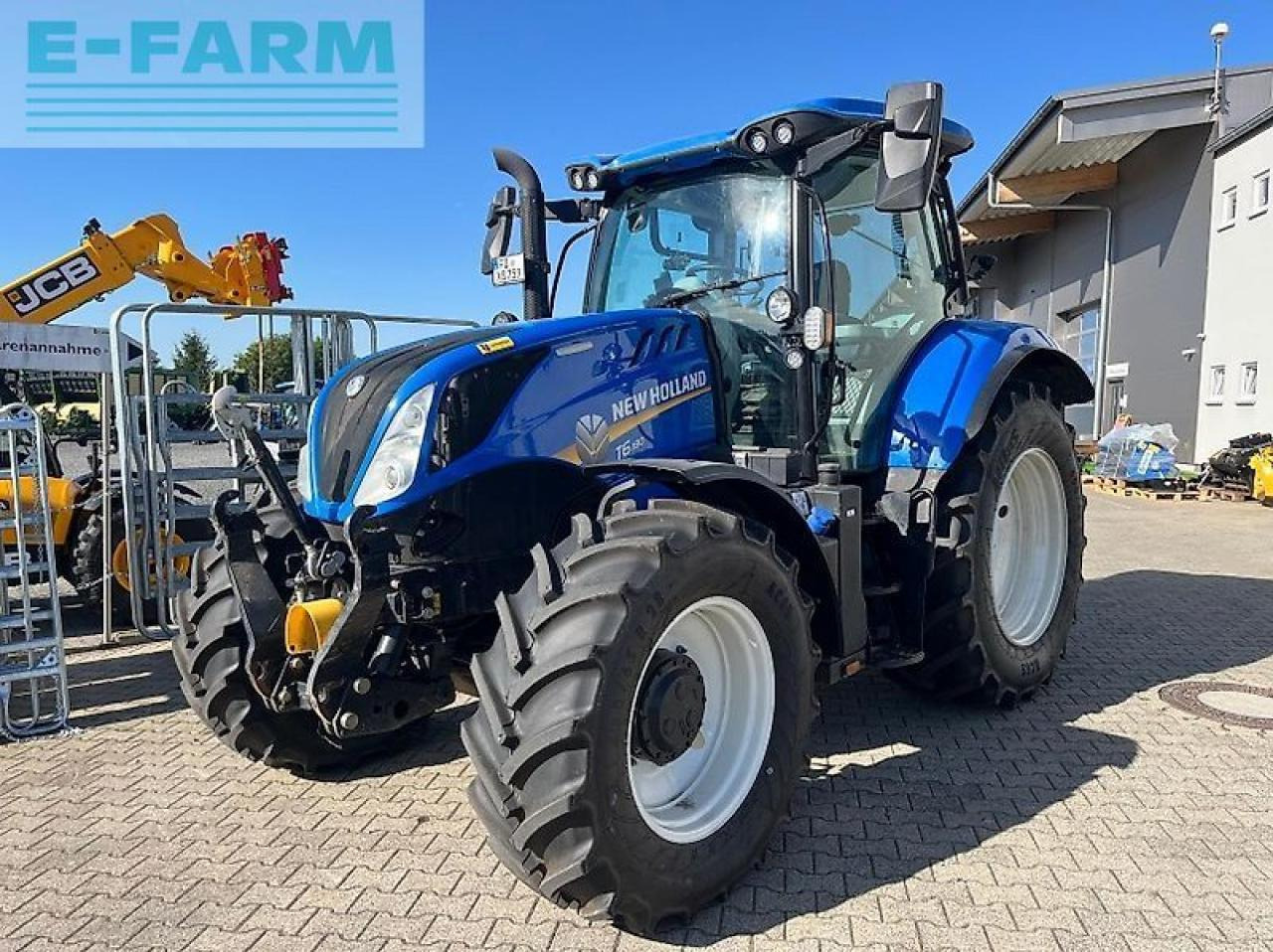New Holland t 6.180 dc - Трактор: фото 2 New Holland t 6.180 dc - Трактор: фото 2