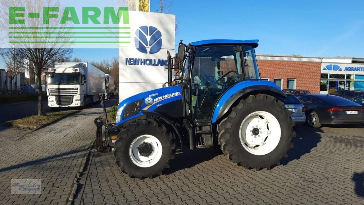 New Holland t4.55 powerstar Powerstar - Трактор: фото 1 New Holland t4.55 powerstar Powerstar - Трактор: фото 1