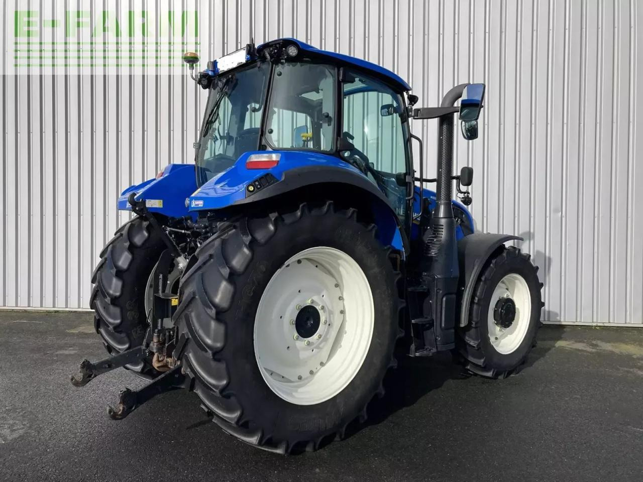 New Holland t5.100 evolution - Трактор: фото 5 New Holland t5.100 evolution - Трактор: фото 5
