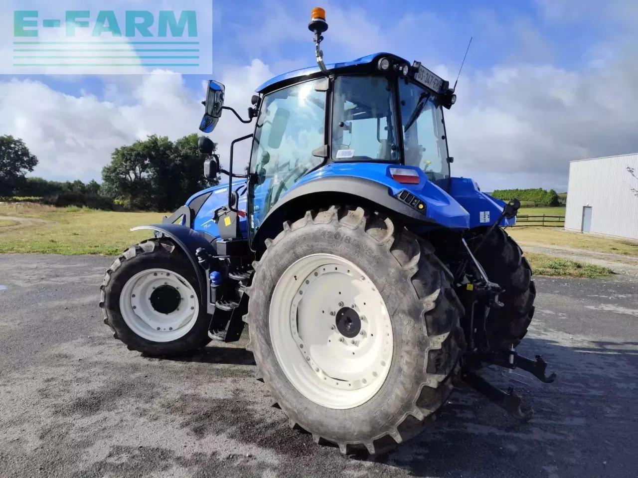 New Holland t5.100ec EC - Трактор: фото 4 New Holland t5.100ec EC - Трактор: фото 4