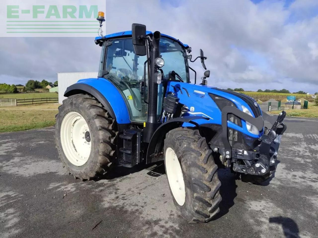 New Holland t5.100ec EC - Трактор: фото 1 New Holland t5.100ec EC - Трактор: фото 1