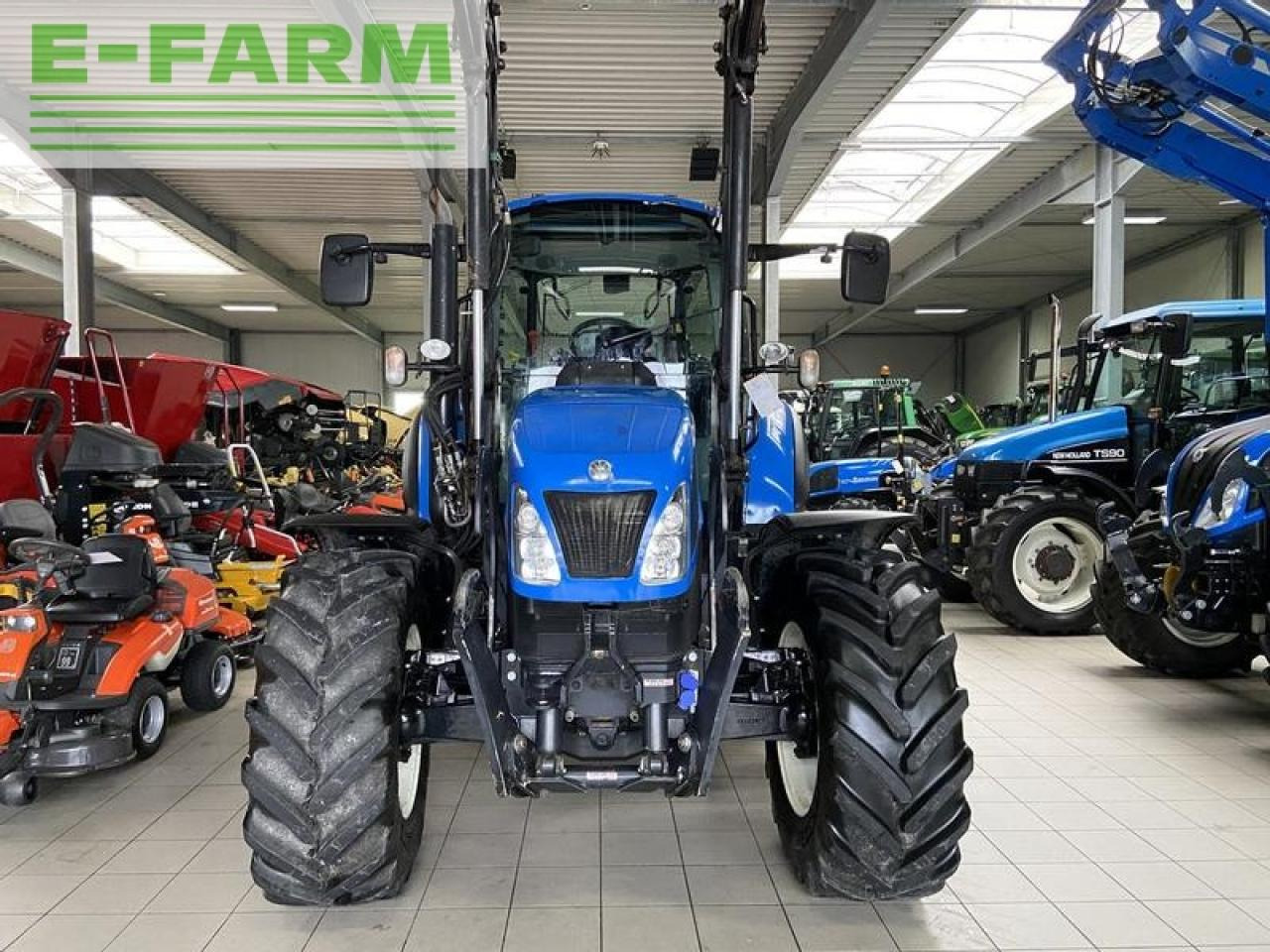 New Holland t5.115 electro command - Трактор: фото 3 New Holland t5.115 electro command - Трактор: фото 3