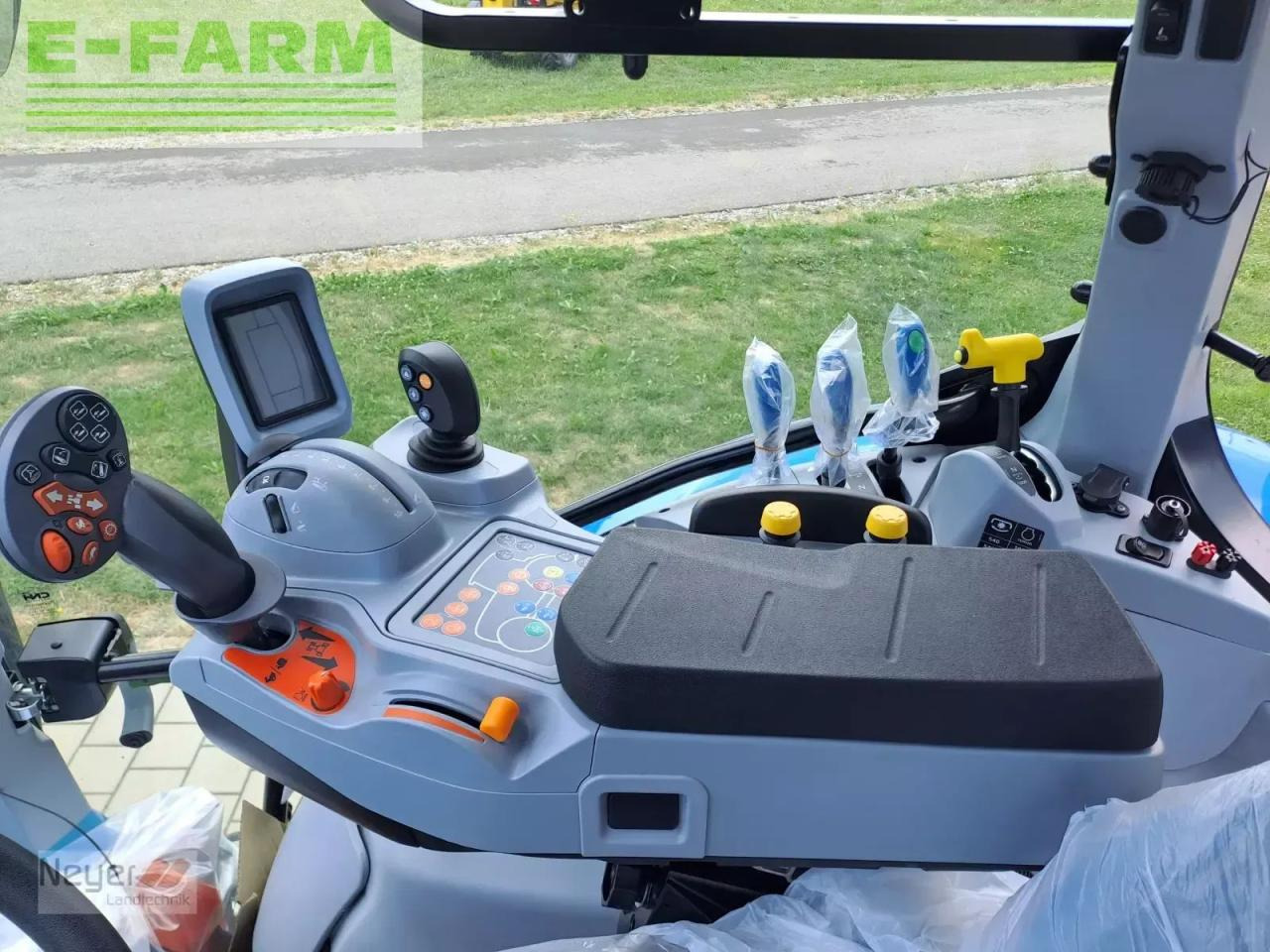 New Holland t5.120 dynamic command | basetec - Трактор: фото 3 New Holland t5.120 dynamic command | basetec - Трактор: фото 3