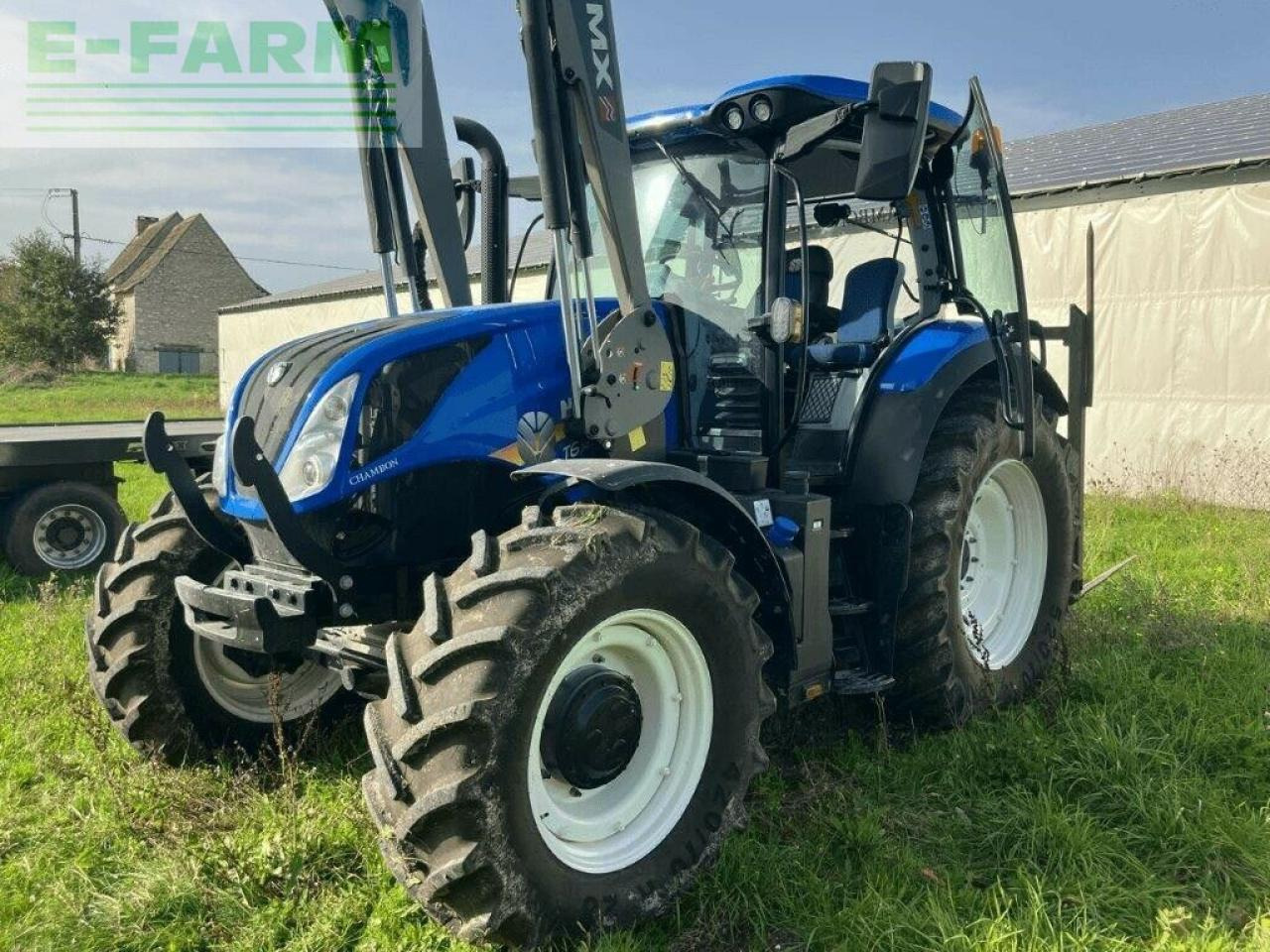 New Holland t6.145 - Трактор: фото 1 New Holland t6.145 - Трактор: фото 1