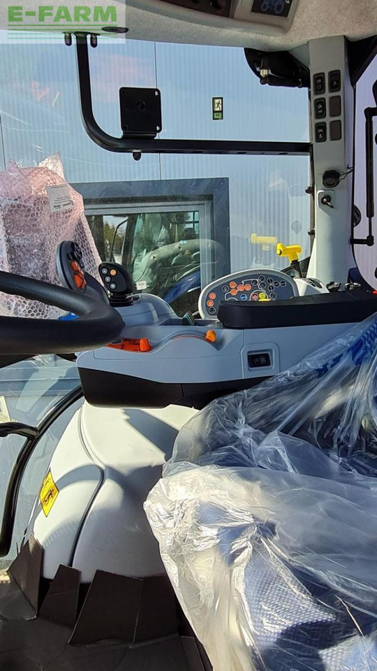 Трактор New Holland t6.160 dynamic command sidewinder ii (stage v) SideWinder II: фото 9