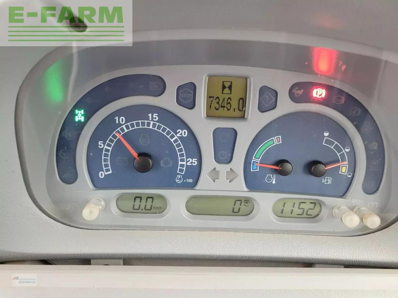 Трактор New Holland t6070 elite Elite: фото 8