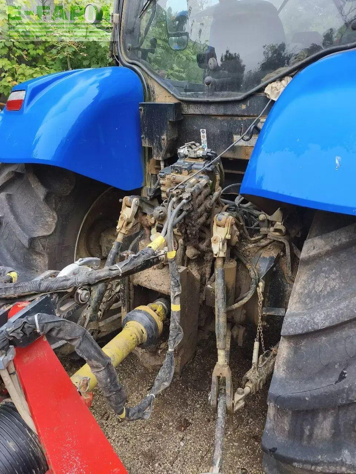 New Holland t7.200 ac - Трактор: фото 3 New Holland t7.200 ac - Трактор: фото 3