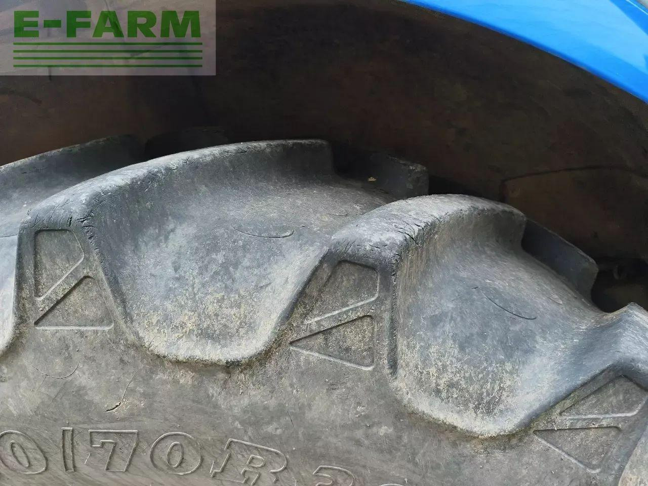 New Holland t7.200 ac - Трактор: фото 4 New Holland t7.200 ac - Трактор: фото 4