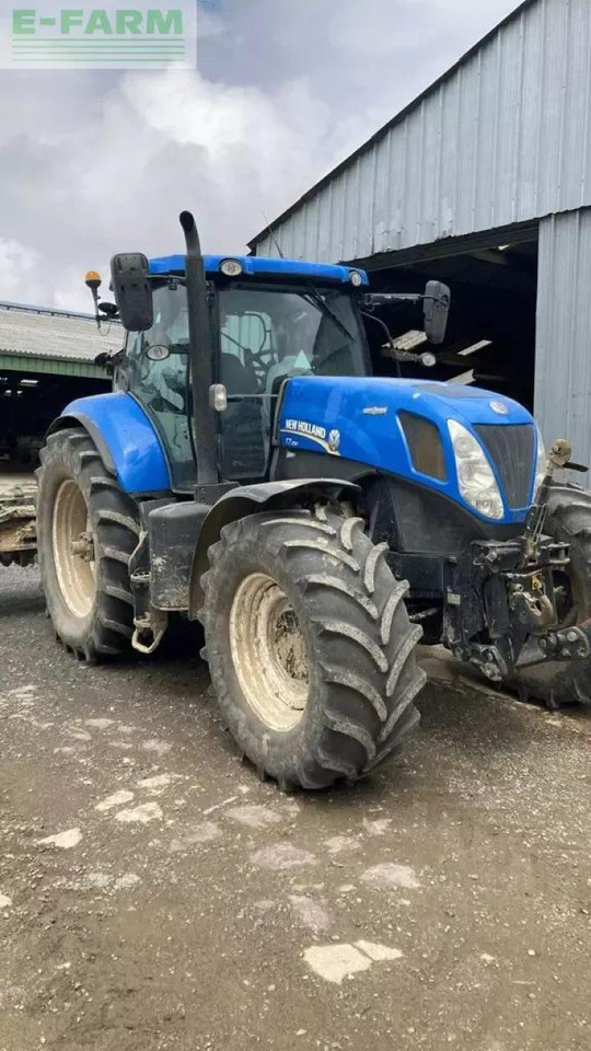 New Holland t7.250 autocommand - Трактор: фото 2 New Holland t7.250 autocommand - Трактор: фото 2