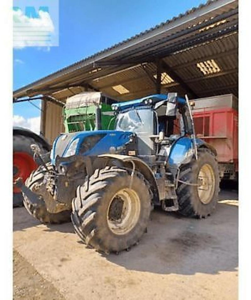 New Holland t7.270 ac - Трактор: фото 1 New Holland t7.270 ac - Трактор: фото 1