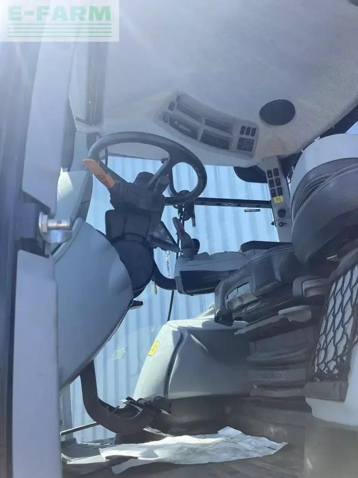 Трактор New Holland t7.270 auto command: фото 10