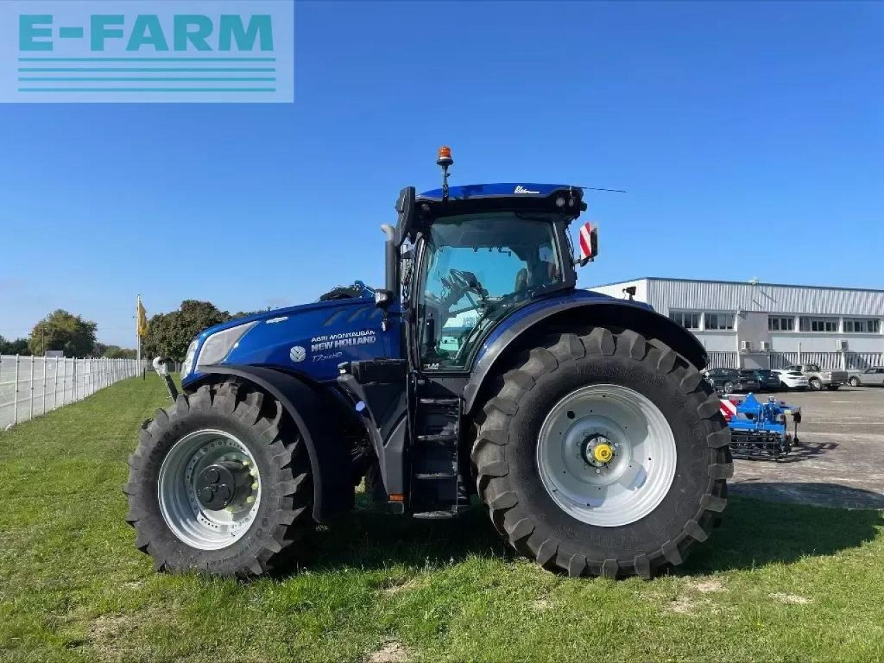 New Holland t7.315 hd plmi HD - Трактор: фото 3 New Holland t7.315 hd plmi HD - Трактор: фото 3