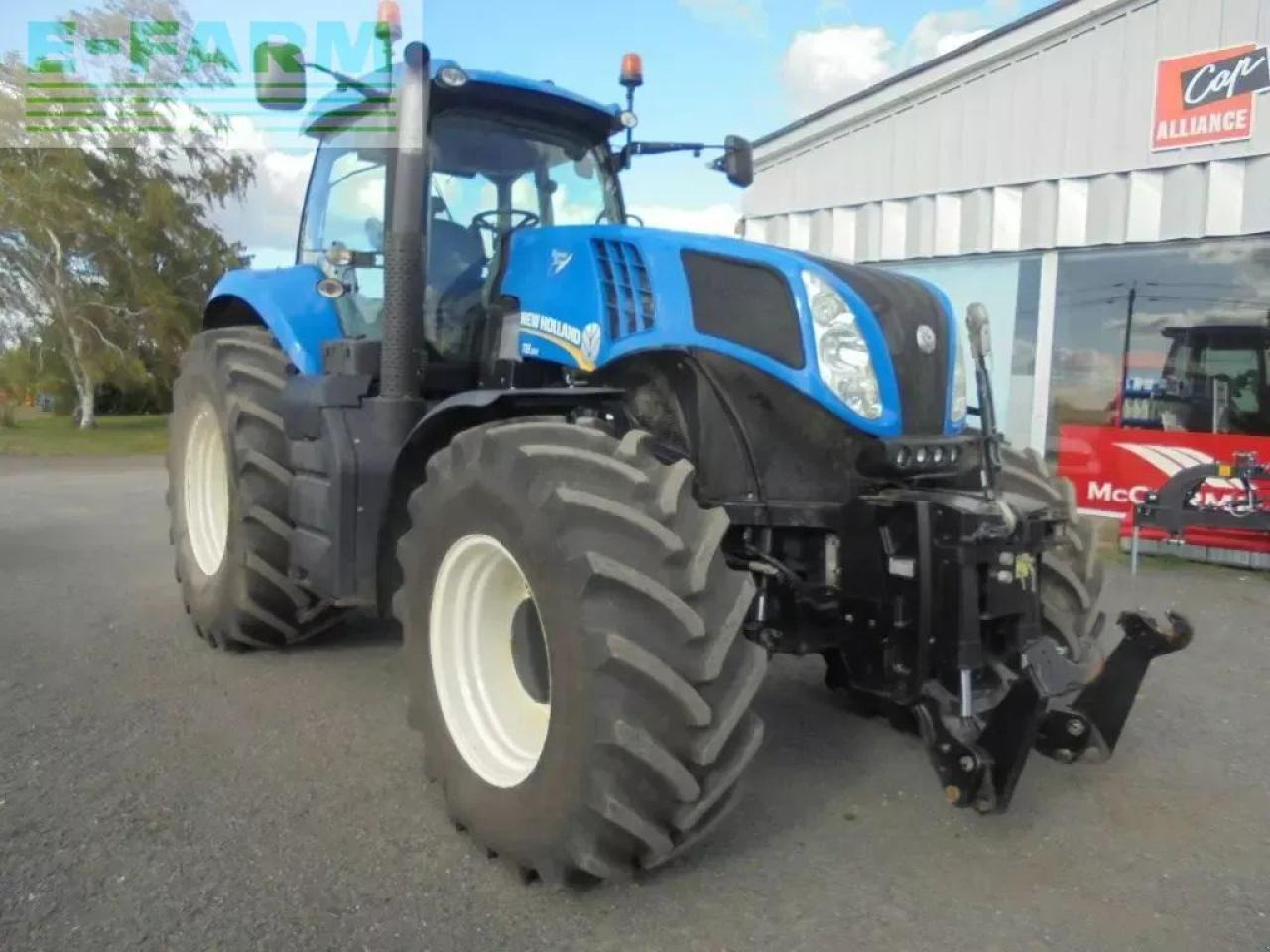 New Holland t8.330 - Трактор: фото 2 New Holland t8.330 - Трактор: фото 2