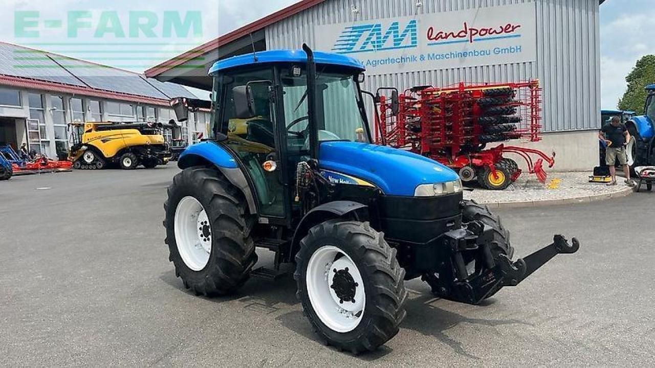 New Holland td 5010 traktor 2075 bh allrad - Трактор: фото 2 New Holland td 5010 traktor 2075 bh allrad - Трактор: фото 2