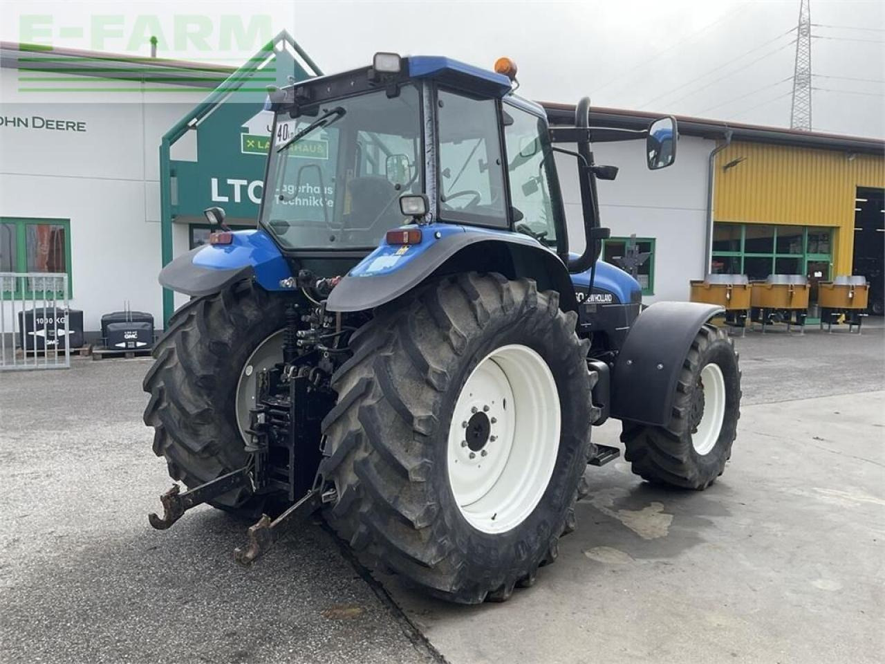New Holland tm 150 - Трактор: фото 3 New Holland tm 150 - Трактор: фото 3
