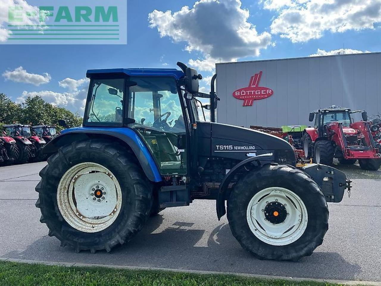 New Holland ts 115 - Трактор: фото 4 New Holland ts 115 - Трактор: фото 4