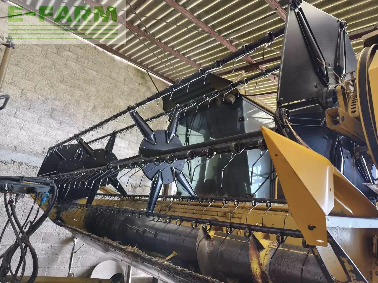 New Holland tx 32 - Зерноуборочный комбайн: фото 4 New Holland tx 32 - Зерноуборочный комбайн: фото 4