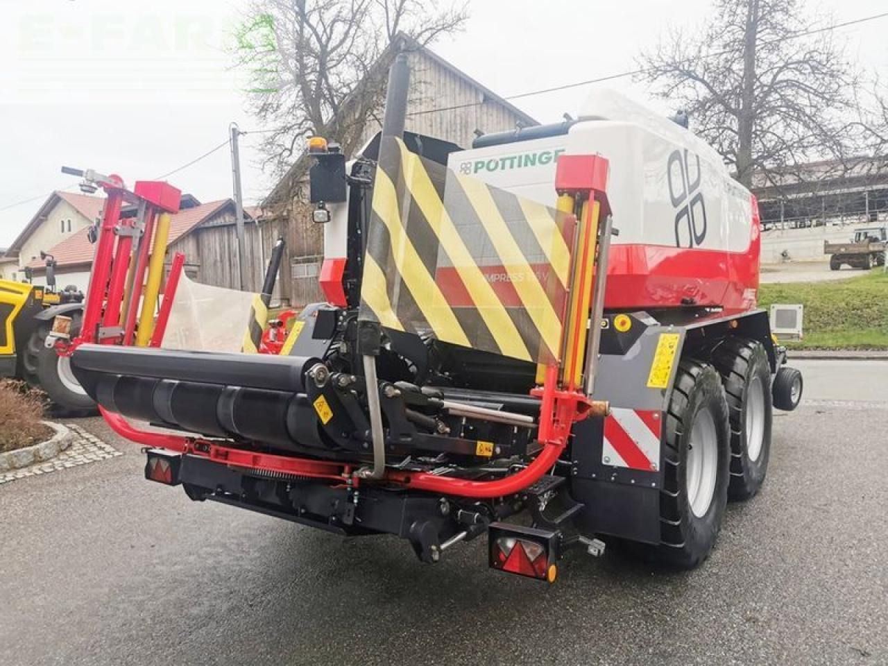 Pöttinger impress 155 vc pro press-wickelkombination - Пресс-подборщик тюковый: фото 4 Pöttinger impress 155 vc pro press-wickelkombination - Пресс-подборщик тюковый: фото 4