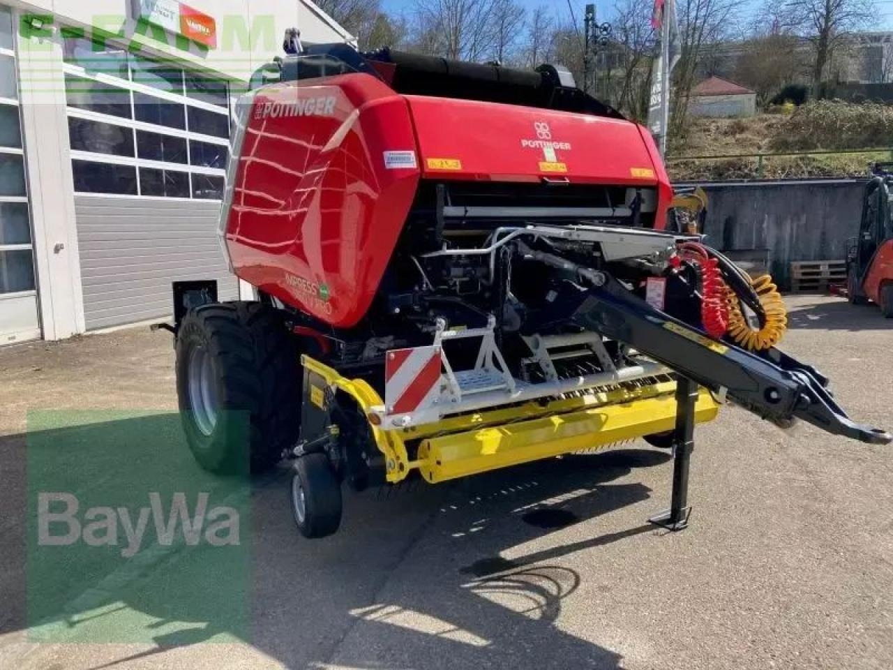 Pöttinger impress 3160 v pro - Пресс-подборщик тюковый: фото 3 Pöttinger impress 3160 v pro - Пресс-подборщик тюковый: фото 3