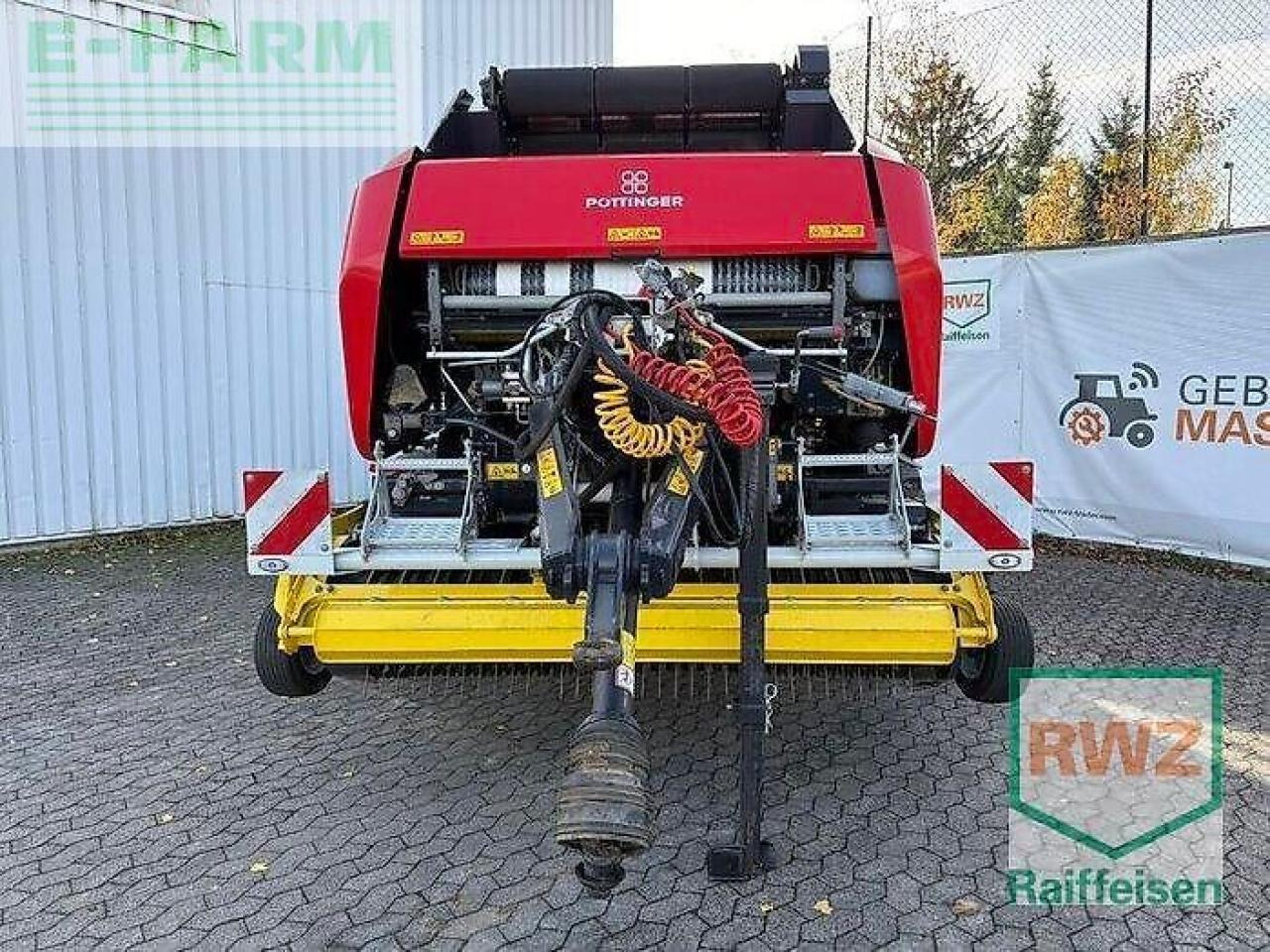 Pöttinger impress 3190 v pro - Пресс-подборщик тюковый: фото 5 Pöttinger impress 3190 v pro - Пресс-подборщик тюковый: фото 5