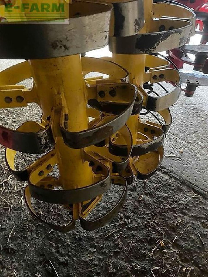 Pöttinger terradisc 6001 t - Дисковая борона: фото 5 Pöttinger terradisc 6001 t - Дисковая борона: фото 5