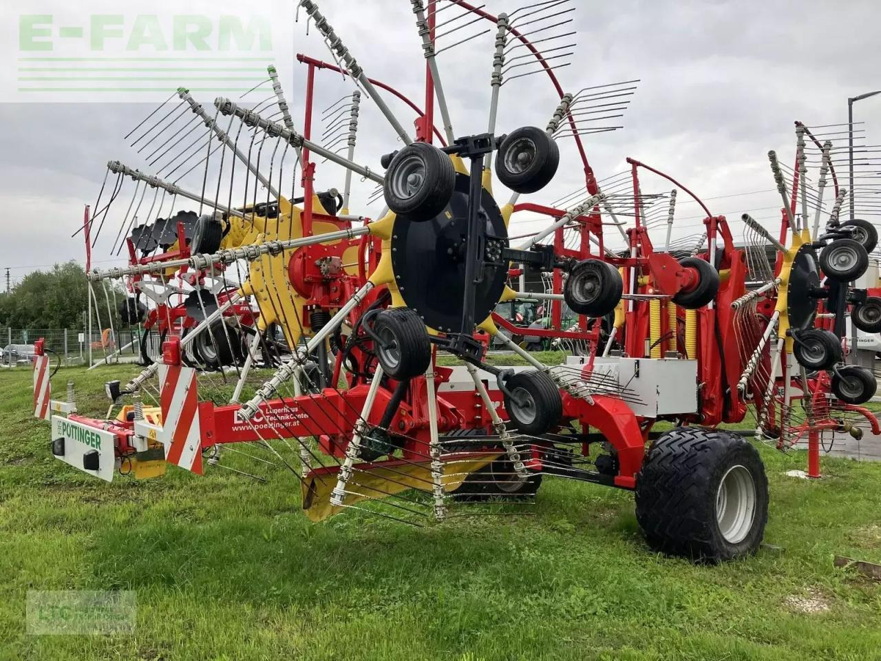 Pöttinger top 1252 c s-line - Сеноворошилка: фото 3 Pöttinger top 1252 c s-line - Сеноворошилка: фото 3