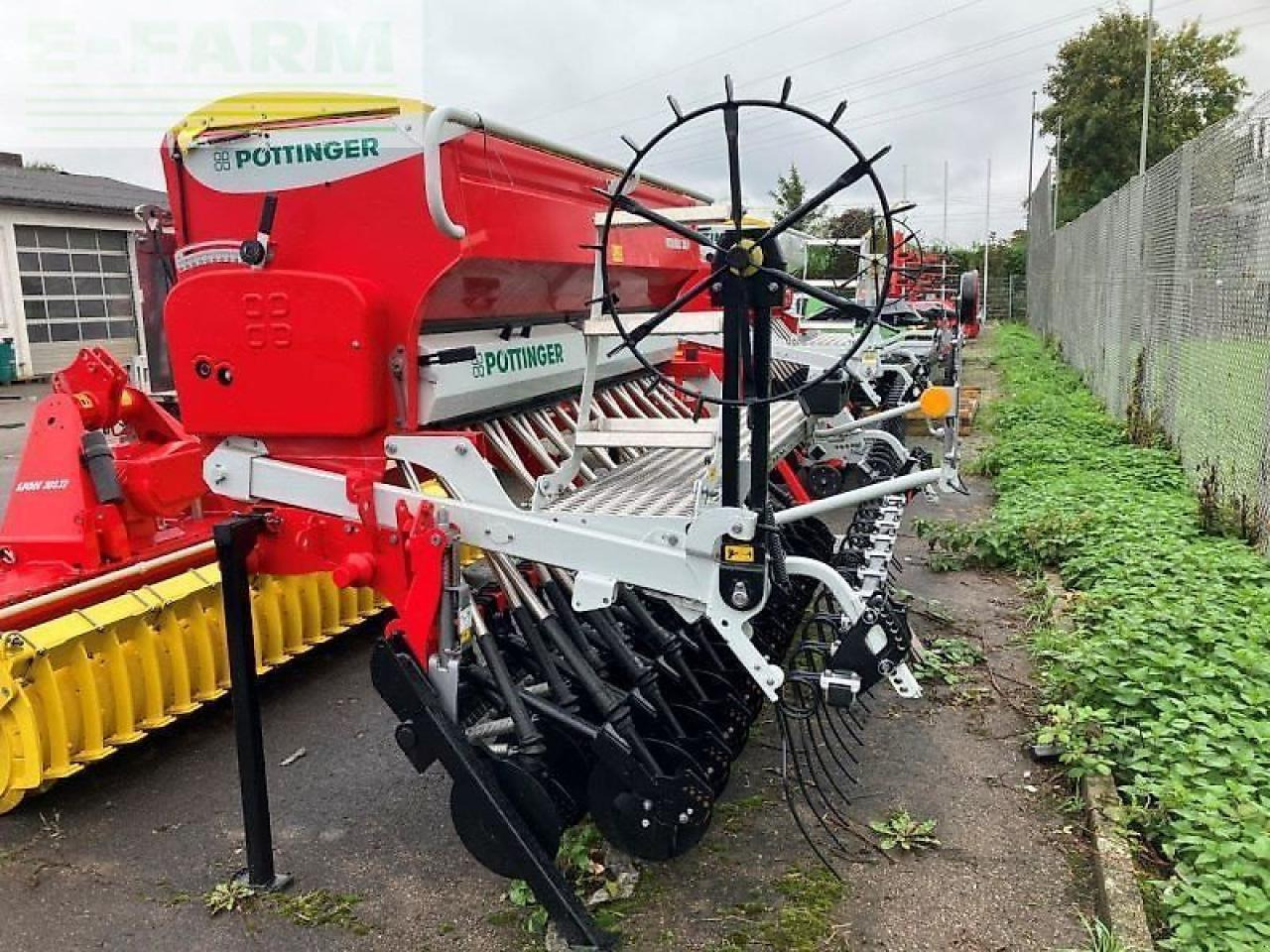 Pöttinger vitasem 302 aufbau - Сеялка: фото 1 Pöttinger vitasem 302 aufbau - Сеялка: фото 1