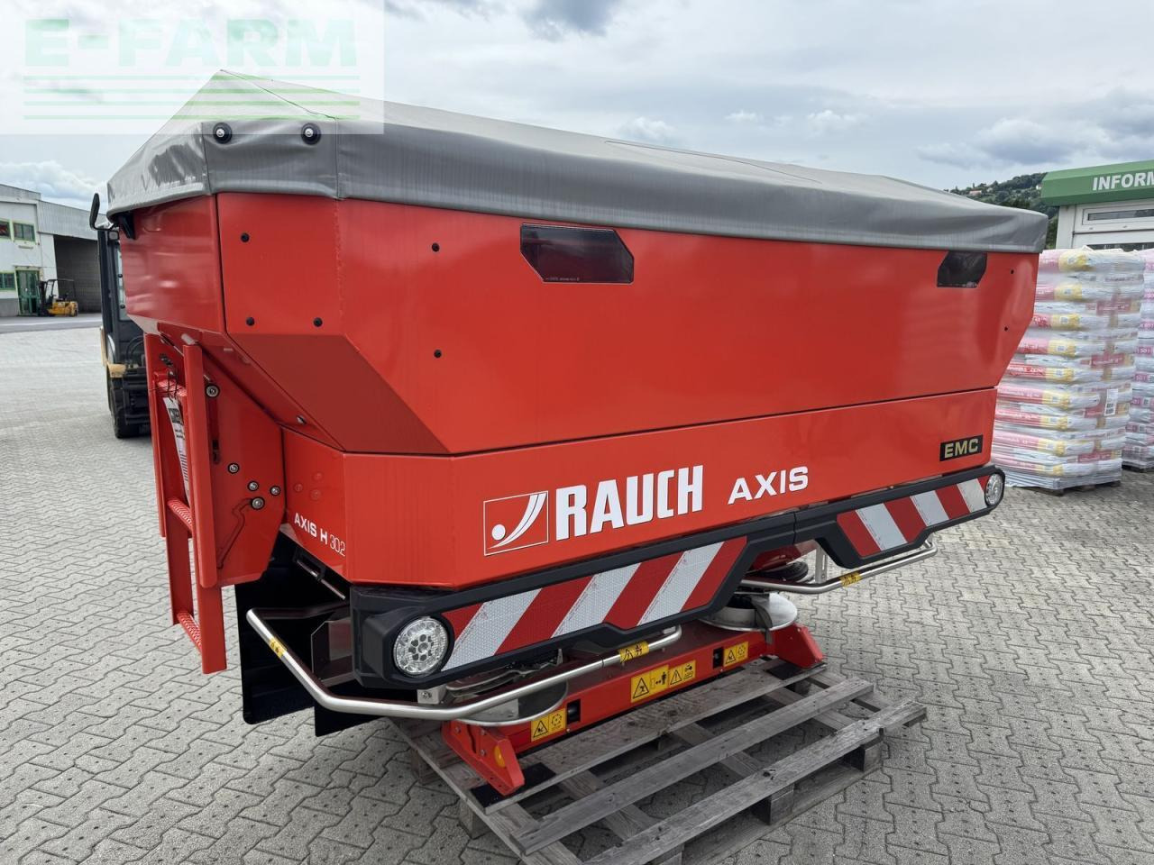 Rauch axis h 30.2 emc+w isobus - Разбрасыватель удобрений: фото 2 Rauch axis h 30.2 emc+w isobus - Разбрасыватель удобрений: фото 2