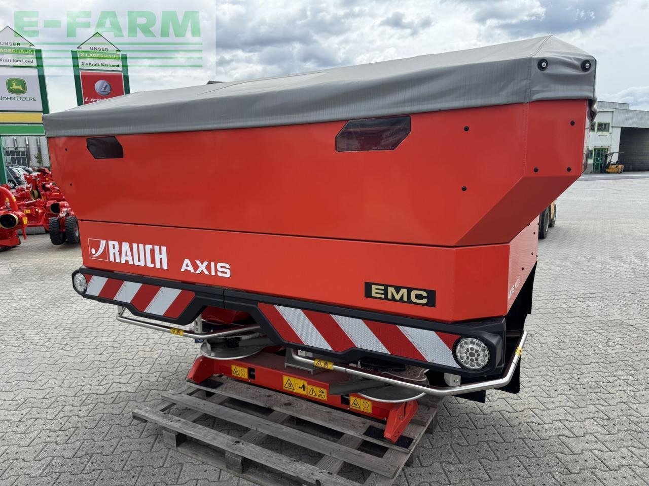 Rauch axis h 30.2 emc+w isobus - Разбрасыватель удобрений: фото 1 Rauch axis h 30.2 emc+w isobus - Разбрасыватель удобрений: фото 1