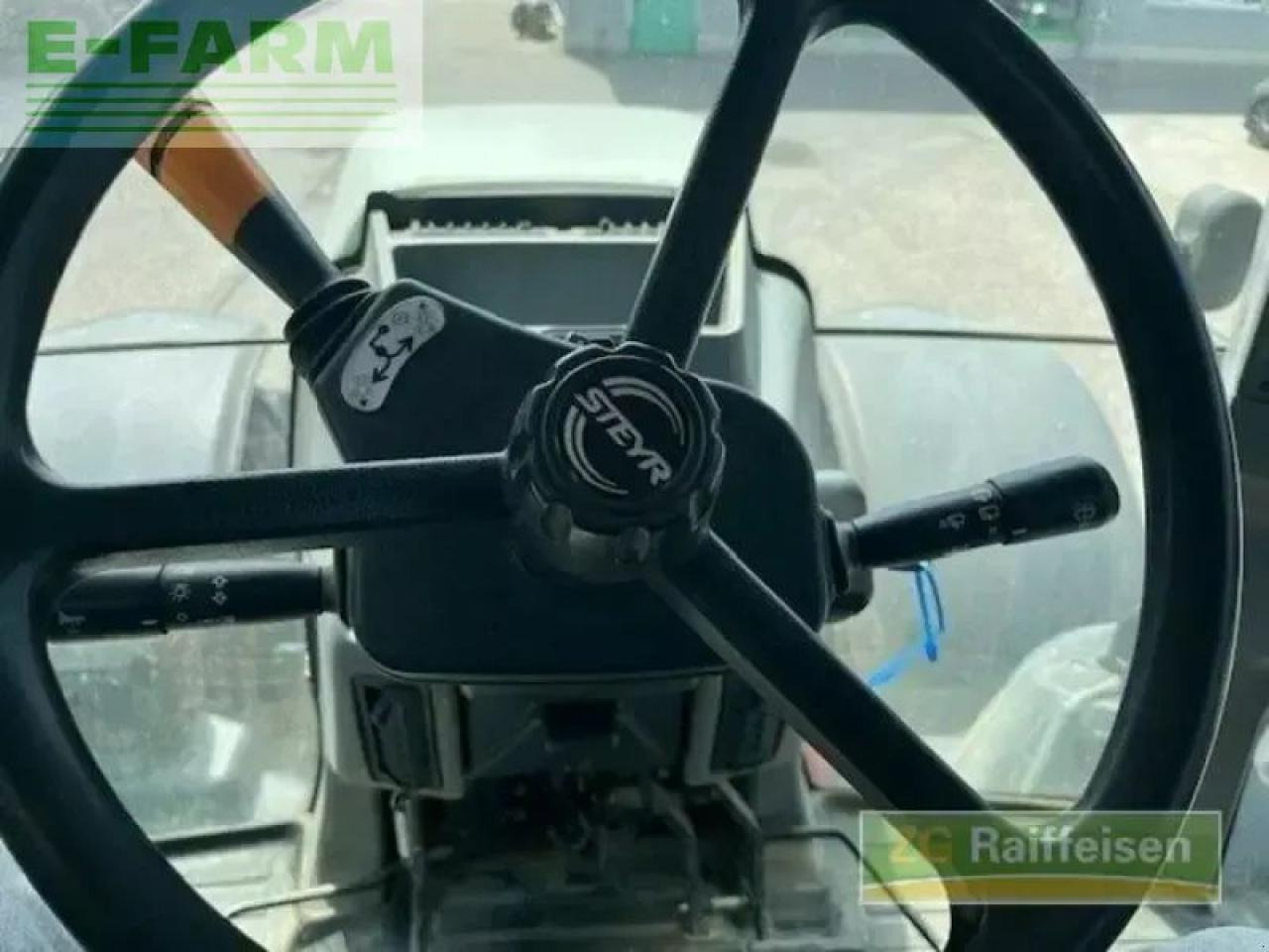 Steyr cvt 6185 - Трактор: фото 4 Steyr cvt 6185 - Трактор: фото 4