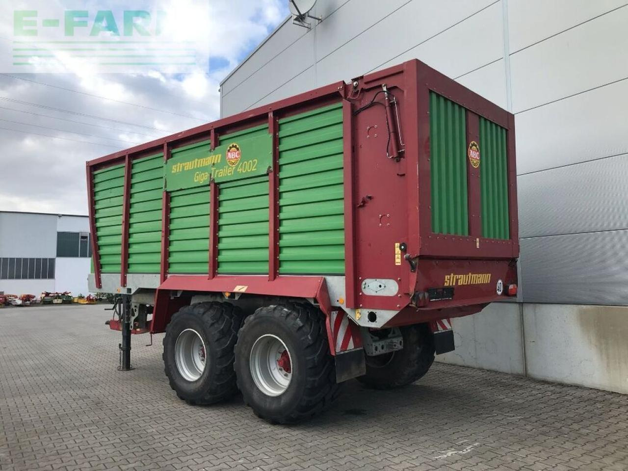 Strautmann giga-trailer 4002 - Сельскохозяйственный прицеп: фото 4 Strautmann giga-trailer 4002 - Сельскохозяйственный прицеп: фото 4