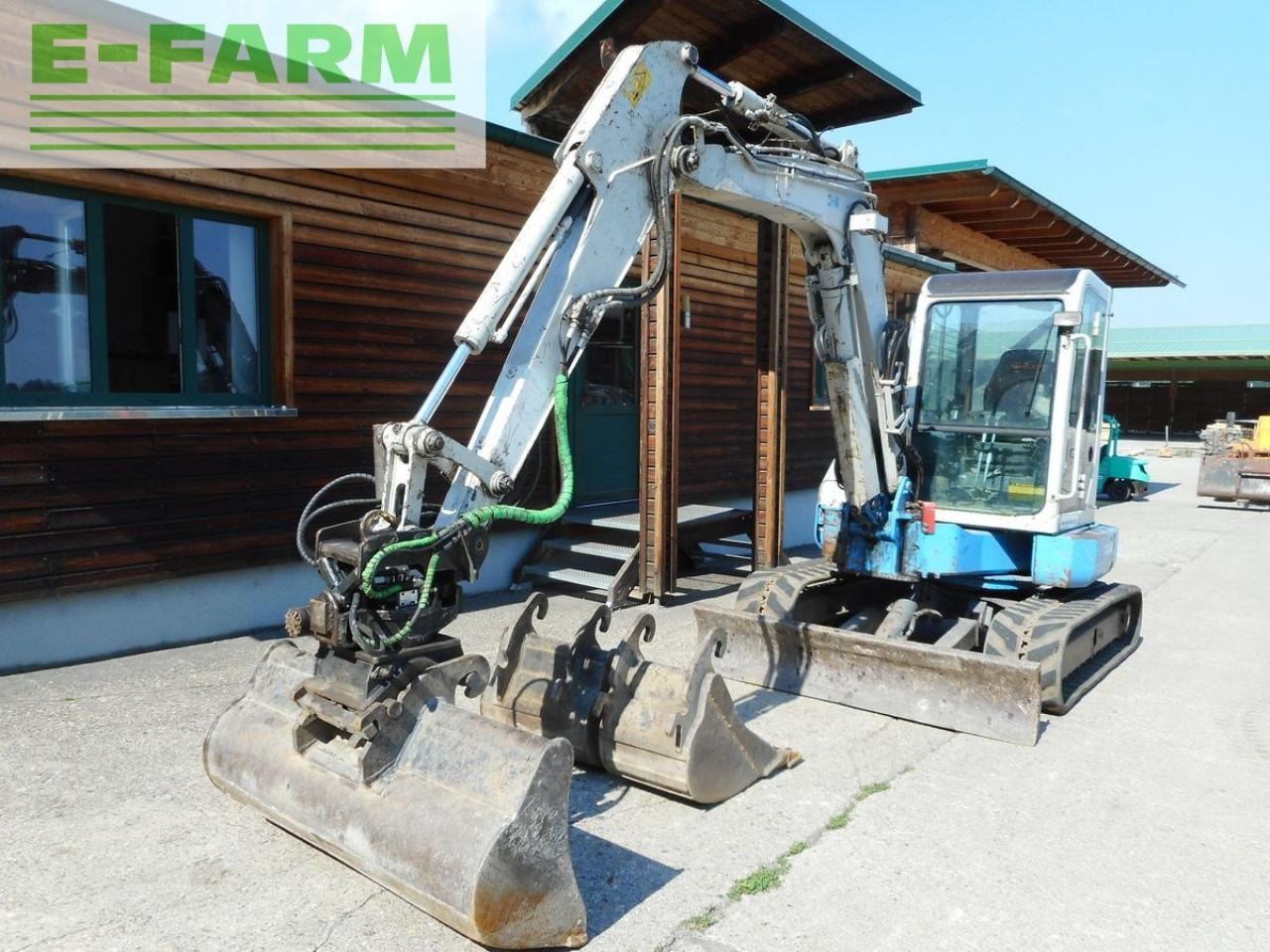 Takeuchi tb 153fr ( 5.650kg ) rototilt +ähnlich powertilt - Мини-экскаватор: фото 2 Takeuchi tb 153fr ( 5.650kg ) rototilt +ähnlich powertilt - Мини-экскаватор: фото 2