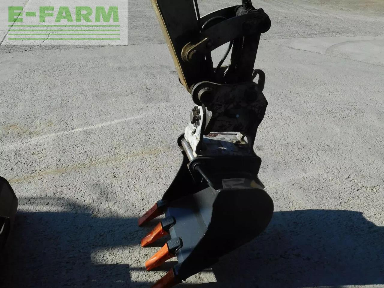 Мини-экскаватор Takeuchi tb219 ( 2.070kg ) mit powertilt: фото 11 Мини-экскаватор Takeuchi tb219 ( 2.070kg ) mit powertilt: фото 11