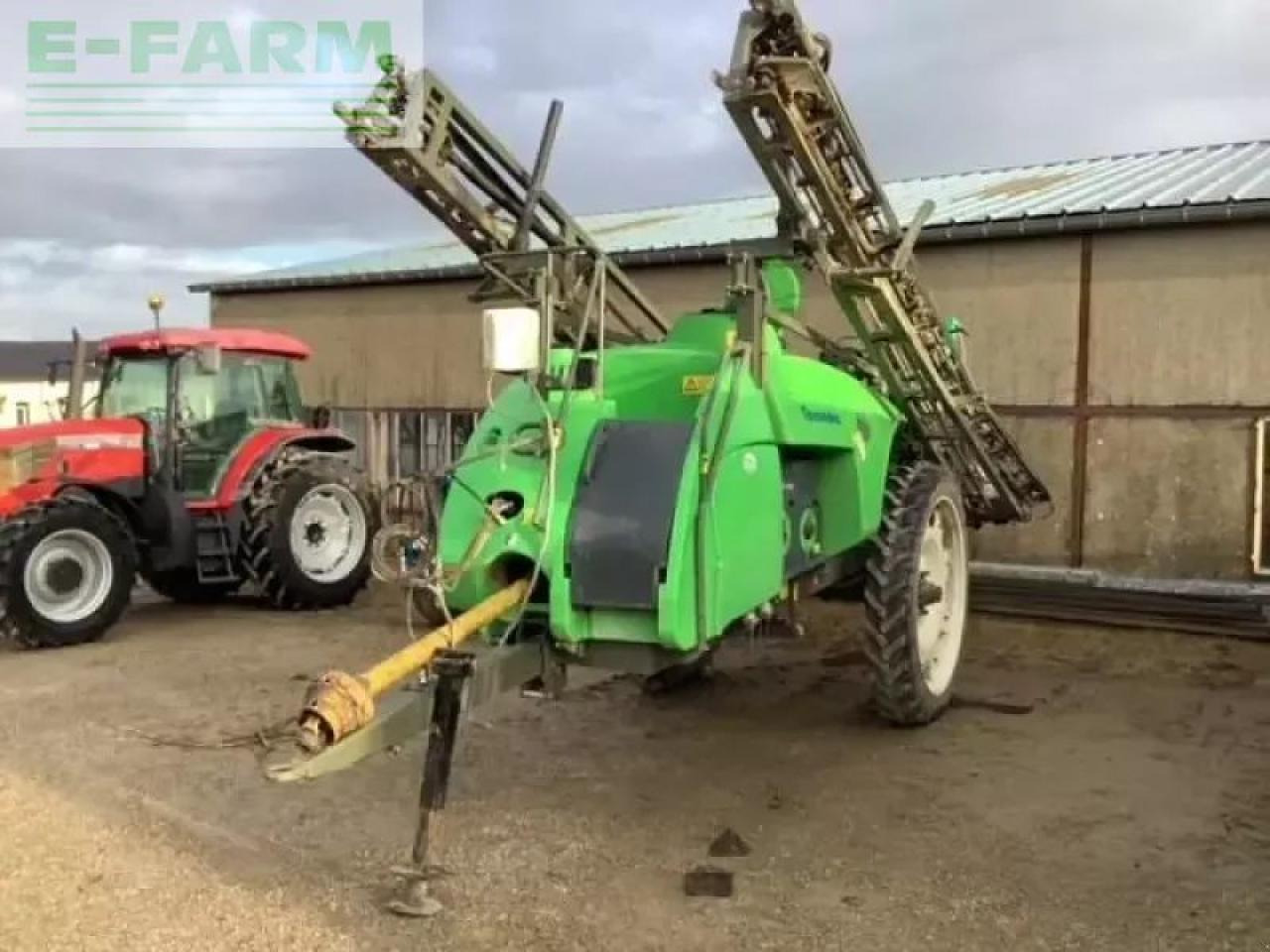 Tecnoma 3000l - Прицепной опрыскиватель: фото 1 Tecnoma 3000l - Прицепной опрыскиватель: фото 1