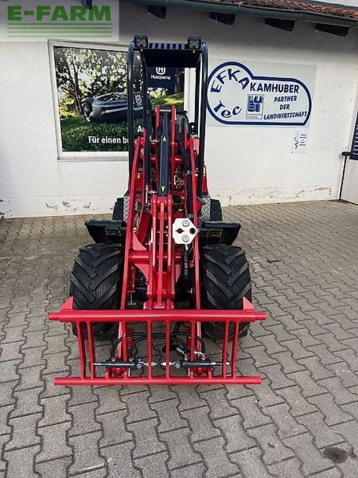 Thaler 2326s - Мини-экскаватор: фото 2 Thaler 2326s - Мини-экскаватор: фото 2