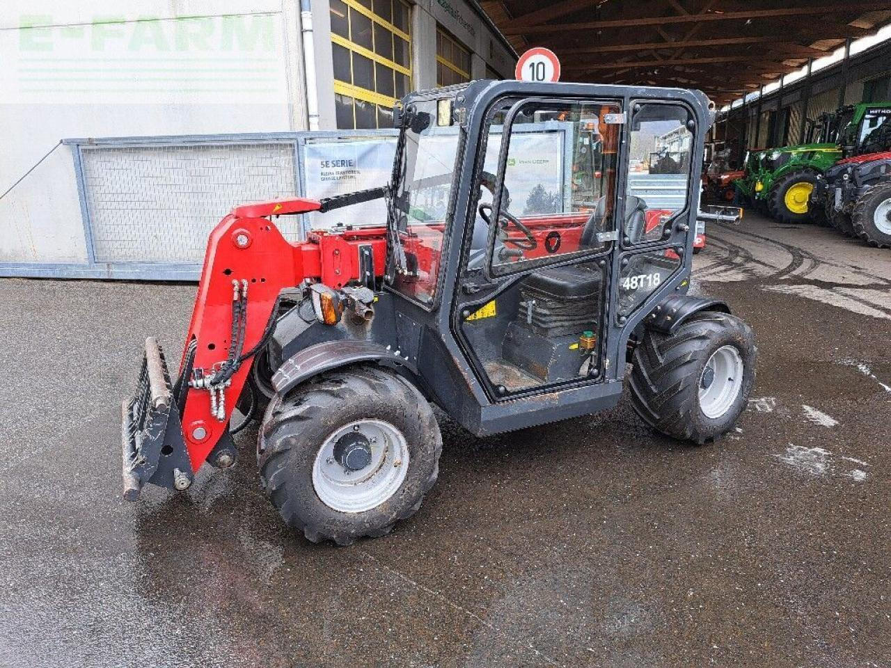 Thaler 48t18 - Мини-экскаватор: фото 1 Thaler 48t18 - Мини-экскаватор: фото 1