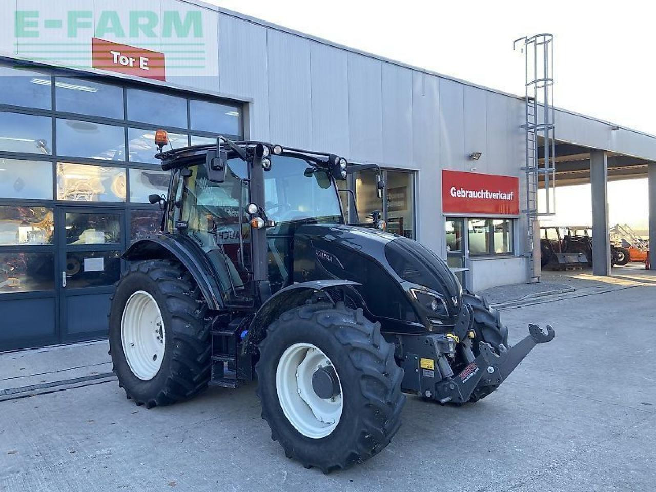 Valtra a 114 - Трактор: фото 3 Valtra a 114 - Трактор: фото 3