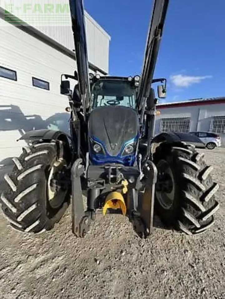 Valtra n134a - Трактор: фото 2 Valtra n134a - Трактор: фото 2