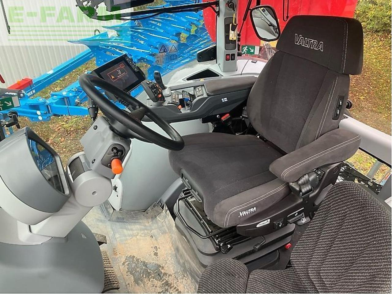 Valtra s354 smarttouch mr19 - Трактор: фото 4 Valtra s354 smarttouch mr19 - Трактор: фото 4