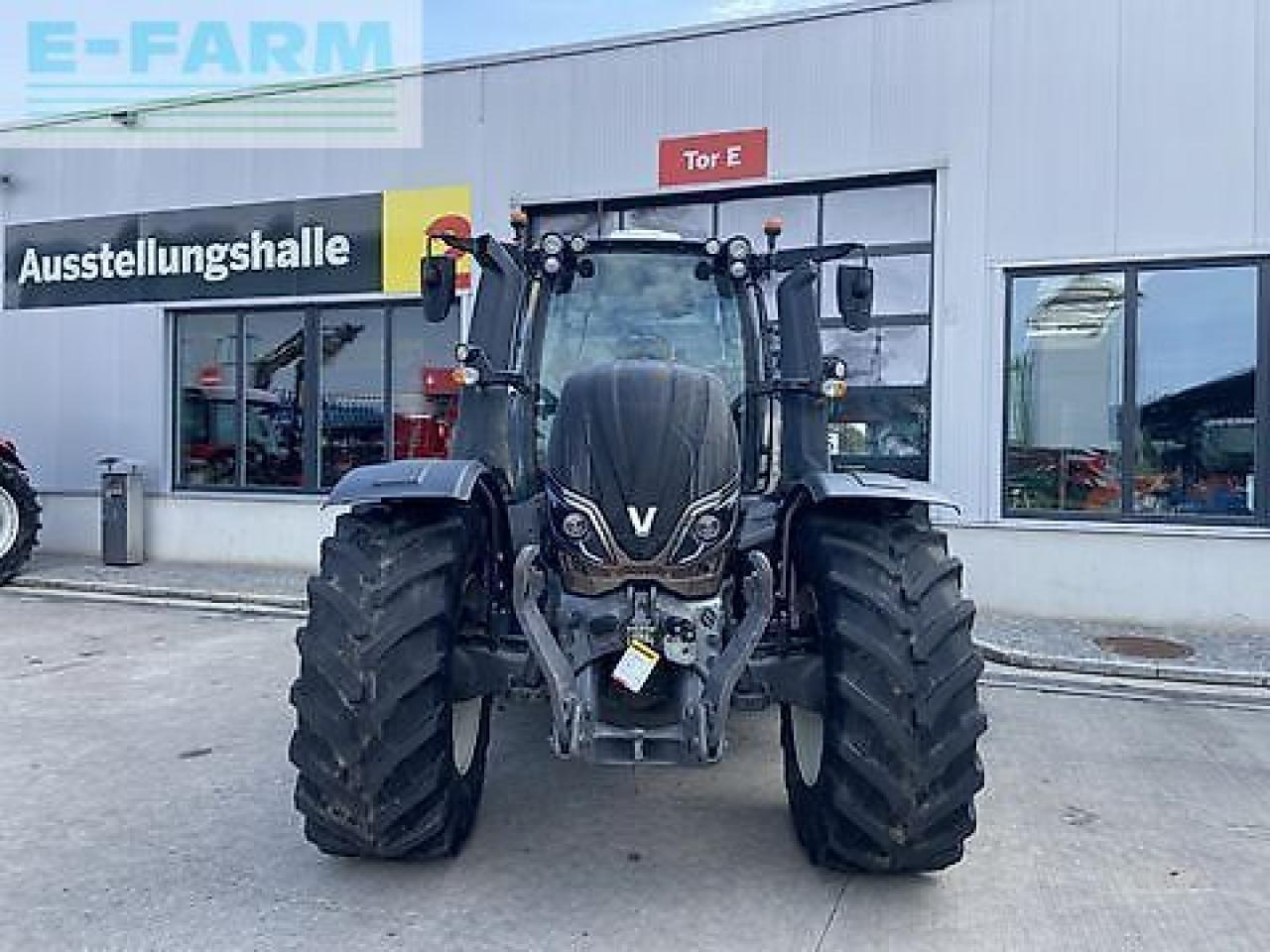 Valtra t 214 direct Direct - Трактор: фото 2 Valtra t 214 direct Direct - Трактор: фото 2