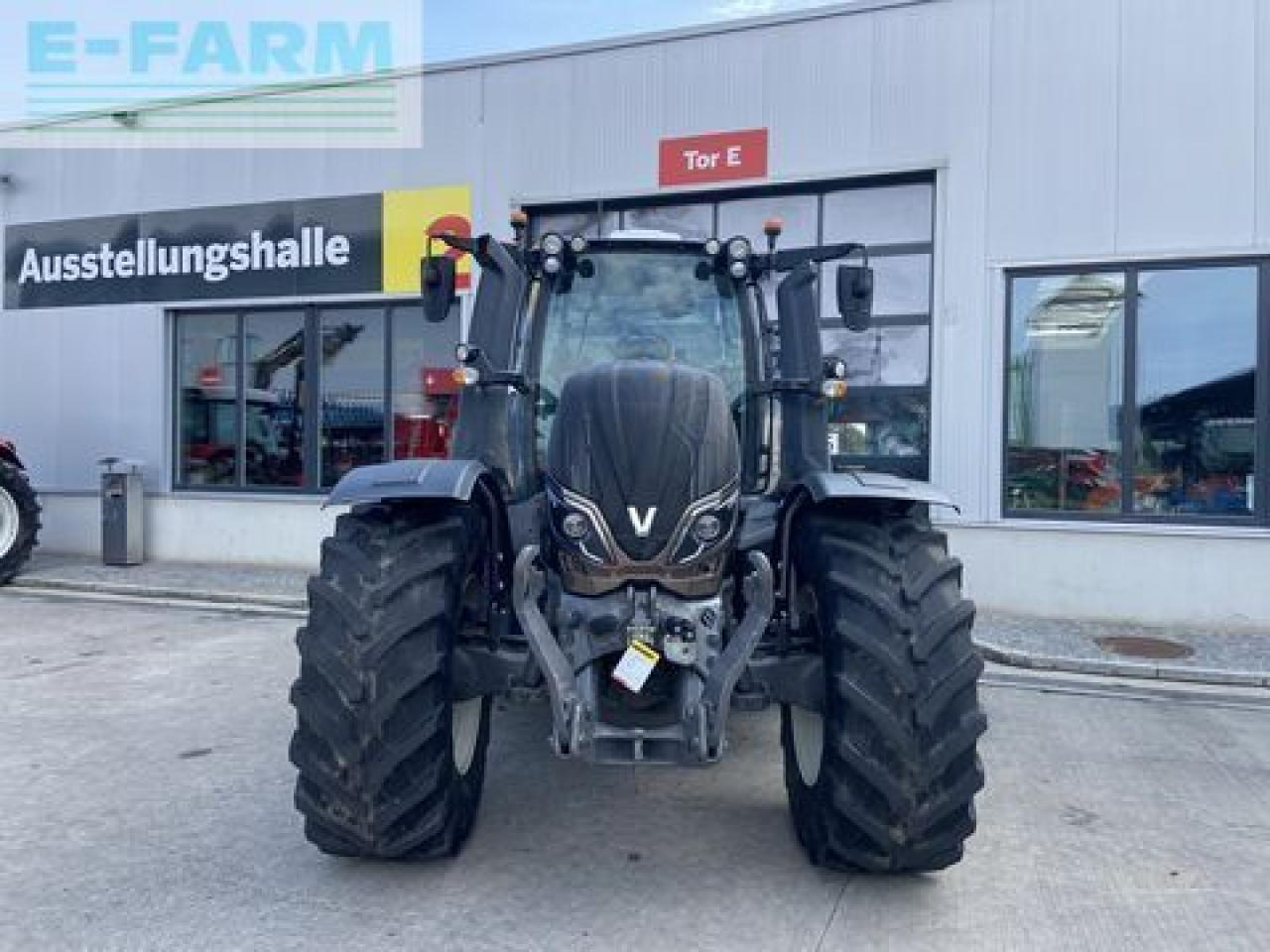 Valtra t 214 direct Direct - Трактор: фото 2 Valtra t 214 direct Direct - Трактор: фото 2