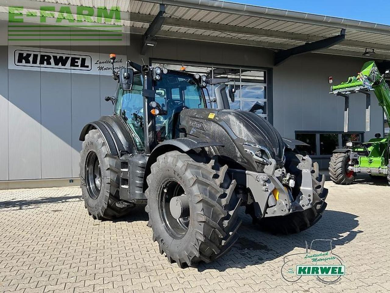 Valtra t 235 direct Direct - Трактор: фото 1 Valtra t 235 direct Direct - Трактор: фото 1