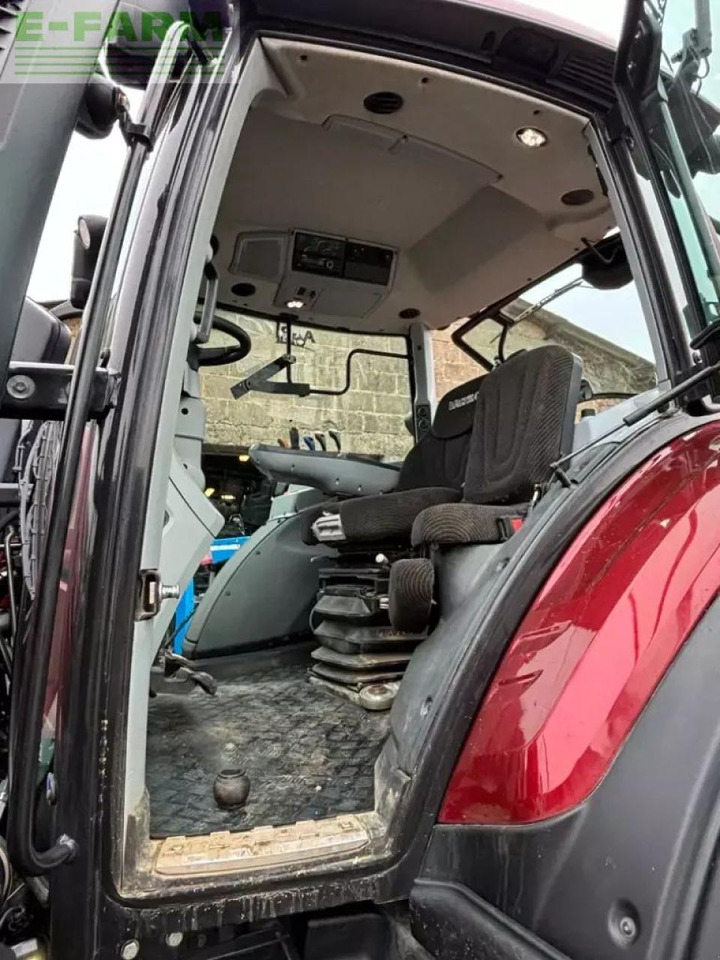 Valtra t174ea - Трактор: фото 4 Valtra t174ea - Трактор: фото 4