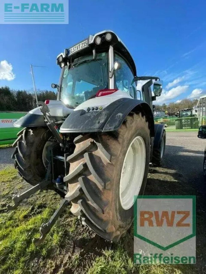 Valtra t215d - Трактор: фото 3 Valtra t215d - Трактор: фото 3