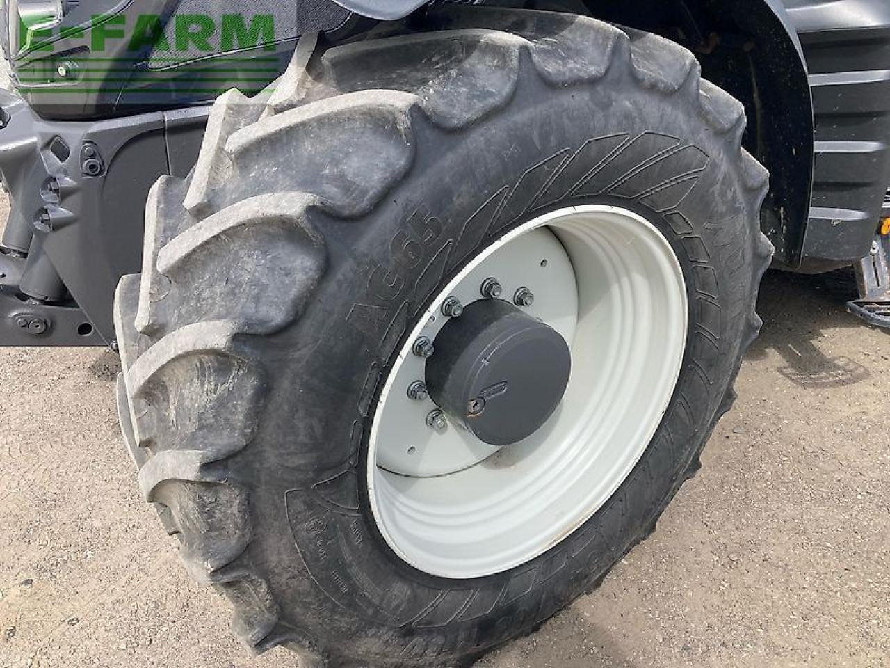 Valtra t254a mr19 - Трактор: фото 4 Valtra t254a mr19 - Трактор: фото 4