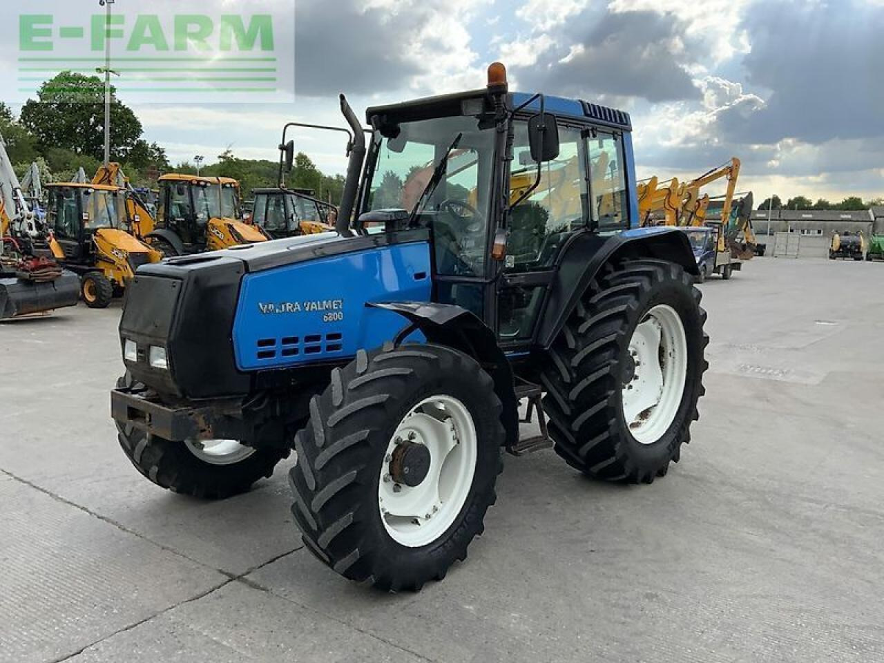 Valtra valtra/valmet 6800 tractor (st23222) - Трактор: фото 4 Valtra valtra/valmet 6800 tractor (st23222) - Трактор: фото 4