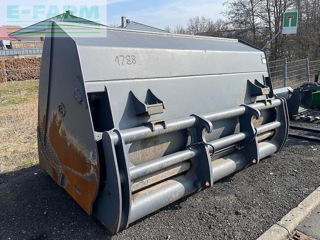 Volvo volvo l 110 - 120 - Мини-экскаватор: фото 1 Volvo volvo l 110 - 120 - Мини-экскаватор: фото 1