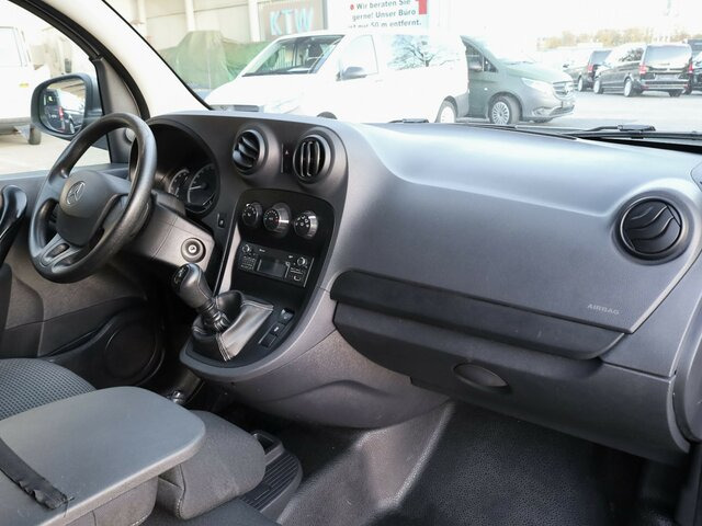 MERCEDES-BENZ Citan 111 CDI Kasten,Klima... - Пассажирский фургон: фото 5 MERCEDES-BENZ Citan 111 CDI Kasten,Klima... - Пассажирский фургон: фото 5