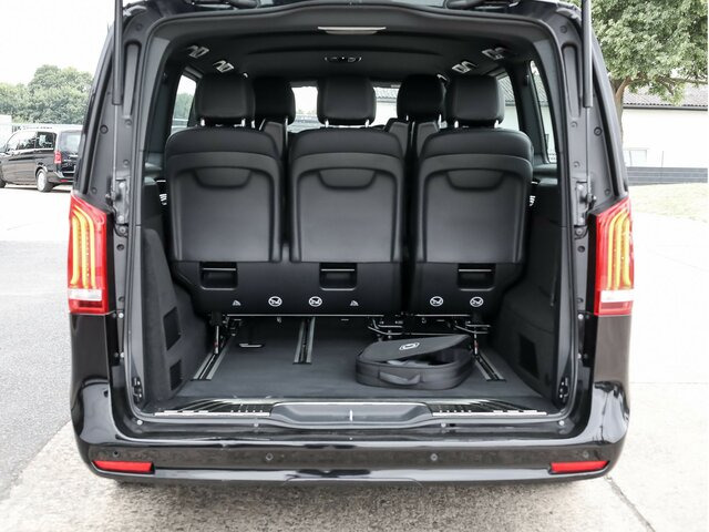 MERCEDES-BENZ EQV 300 Avantgarde Line,lang,7Sitze,2xKlima,LED - Микроавтобус, Электробус: фото 2 MERCEDES-BENZ EQV 300 Avantgarde Line,lang,7Sitze,2xKlima,LED - Микроавтобус, Электробус: фото 2