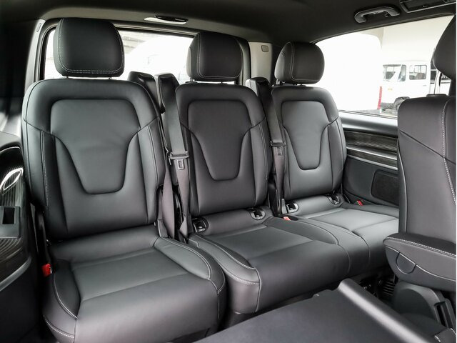 MERCEDES-BENZ EQV 300 Avantgarde Line,lang,7Sitze,2xKlima,LED - Микроавтобус, Электробус: фото 3 MERCEDES-BENZ EQV 300 Avantgarde Line,lang,7Sitze,2xKlima,LED - Микроавтобус, Электробус: фото 3